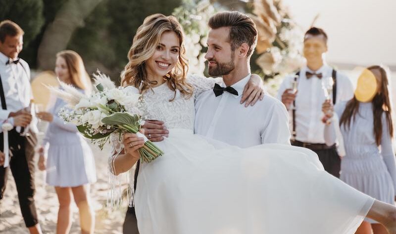 Bröllopsbild, parer och gästerna